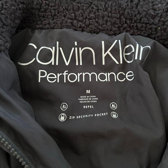 Calvin Klein Women Performance Puffer Vest Jacket Outdoors Sherpa Black Medium - Picture 5 of 8